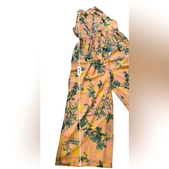 ASOS DESIGN Maternity Chiffon Gathered Waist Halter Jumpsuit In Floral Print 12 - Picture 10 of 11